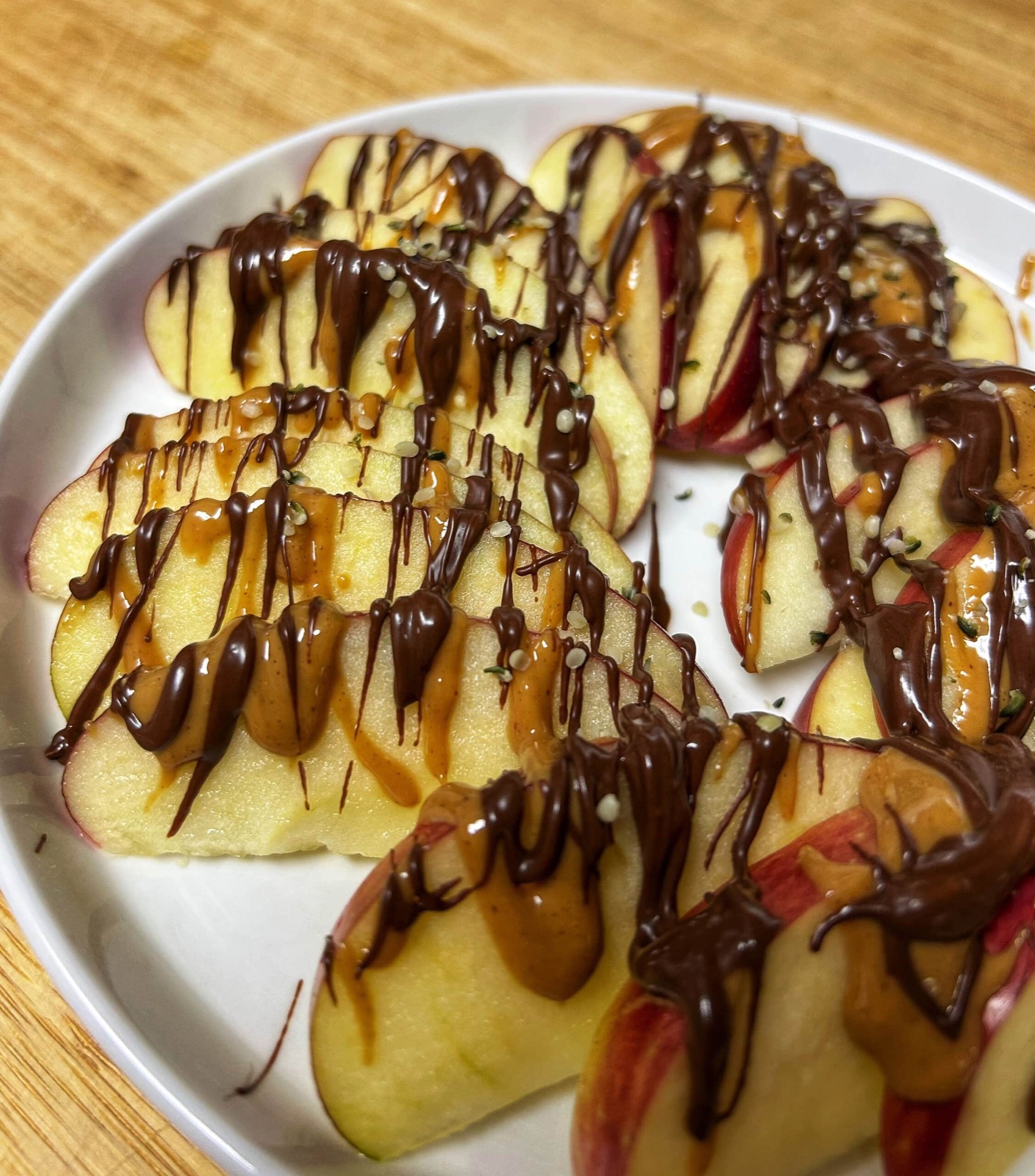 Peanut Butter and Dark Chocolate Apple Slices